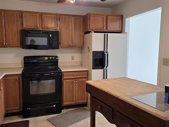 3rd image of 204 Treasure Island Rd Unit 204