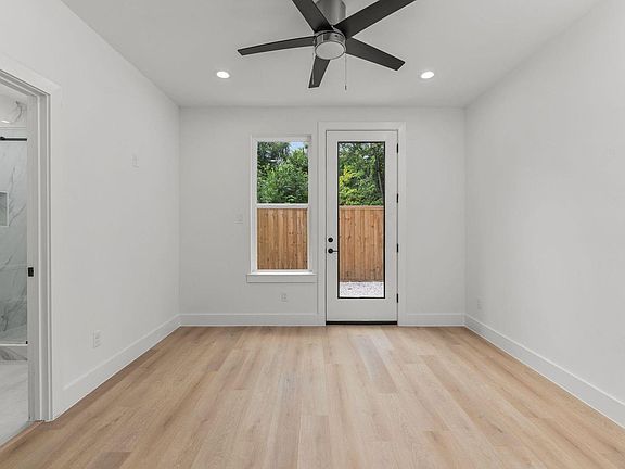 2nd image of 3344 Sauer St