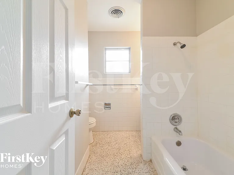 4516 56th St W — Photo 10