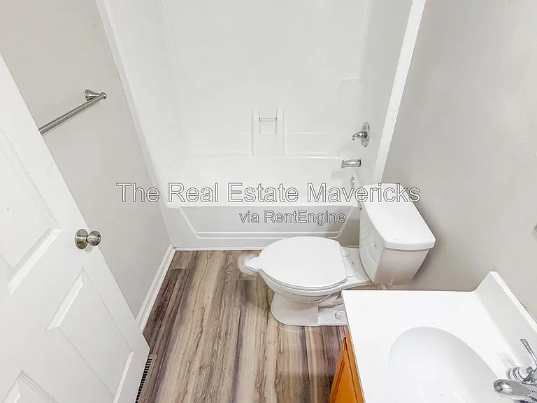 131 Pace Dr #B5 — Photo 18