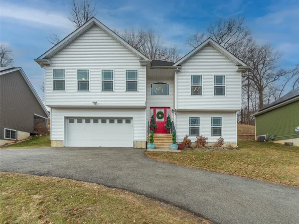 105 Logans Way, Maybrook, NY 12543
