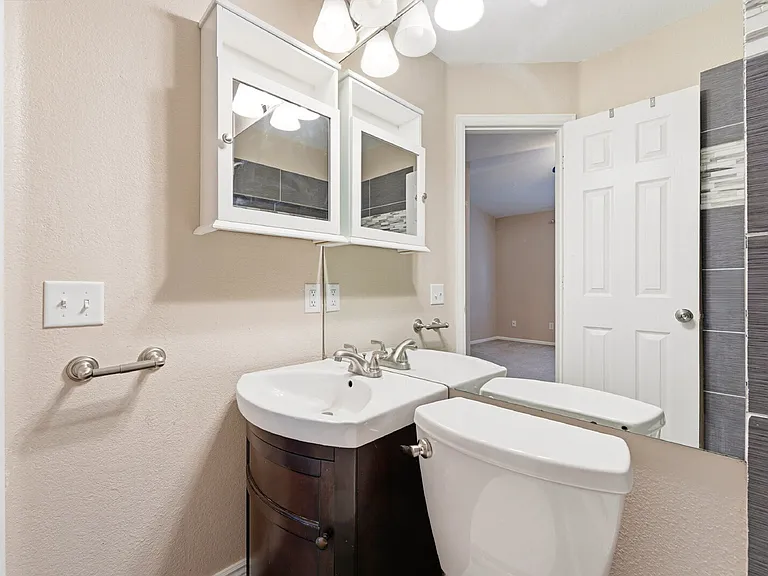 8196 S Fillmore Way — Photo 17