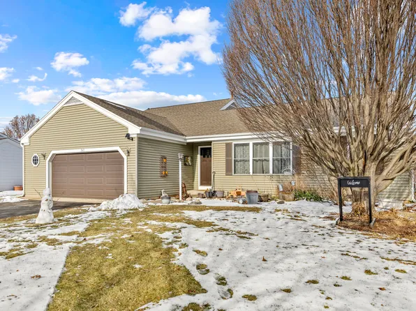 742 Chestnut Ln, Marengo, IL 60152