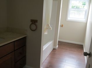 177 Riverside St, Watertown, CT 06779