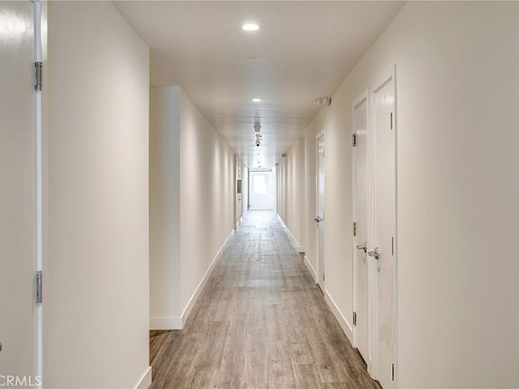 3rd image of 14526 Hartland St #307