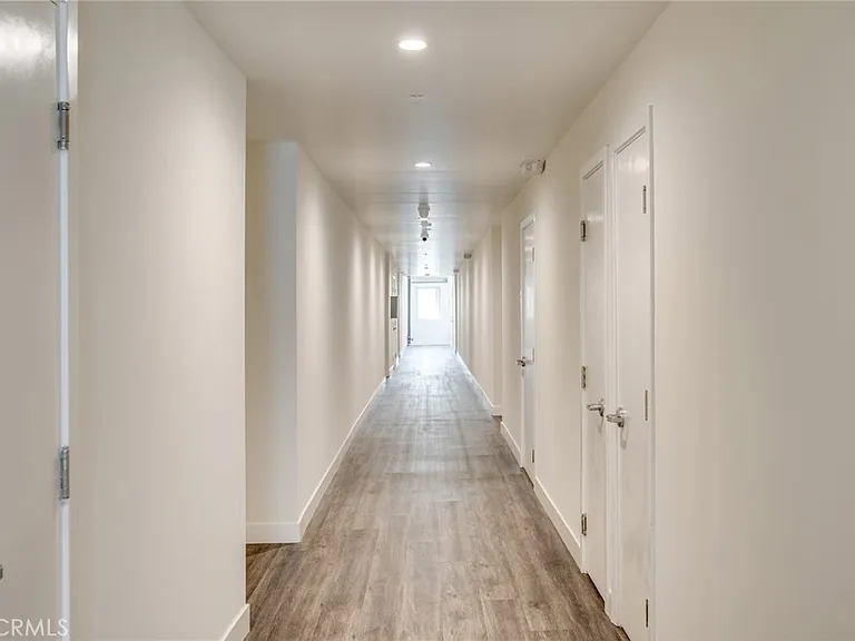 14526 Hartland St #307 — Photo 3