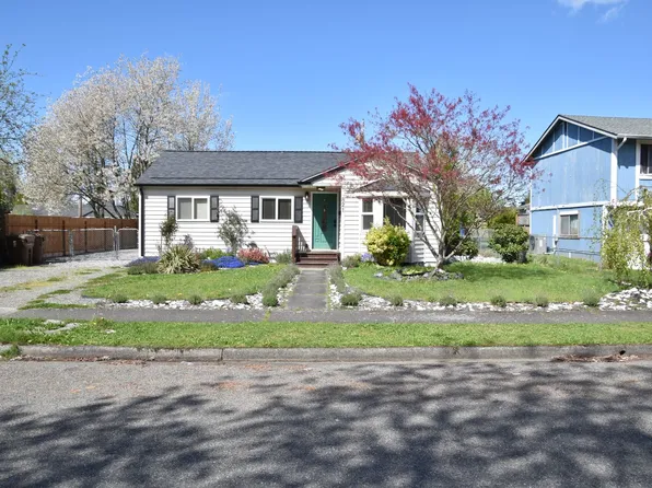 821 E 50th St, Tacoma, WA 98404