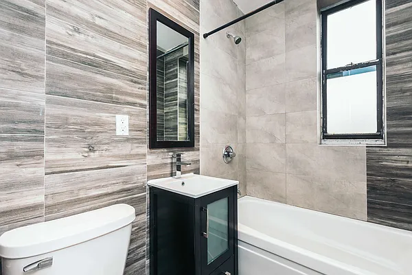 Rented by Nooklyn NYC LLC | media 32