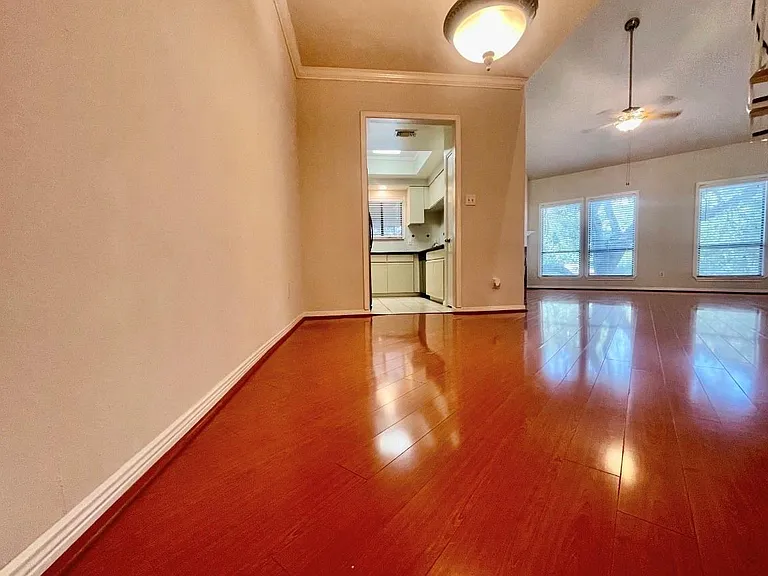 4144 SW Greystone Way #505 — Photo 9