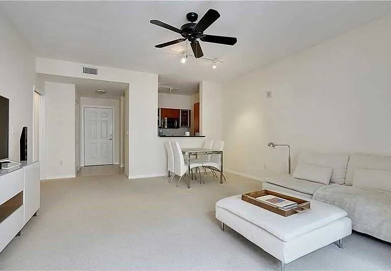 233 S Federal Hwy #614 — Photo 1