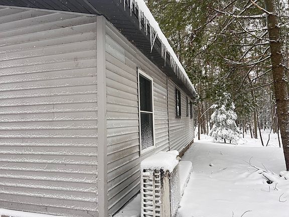 4th image of 1807 Division Rd