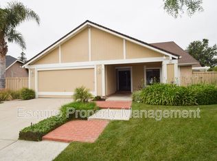 887 Yearling Ct, Camarillo, CA 93010