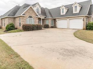 314 Montgomery St, Warner Robins, GA 31088