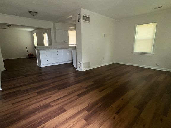 2nd image of 4545 Verne Rd