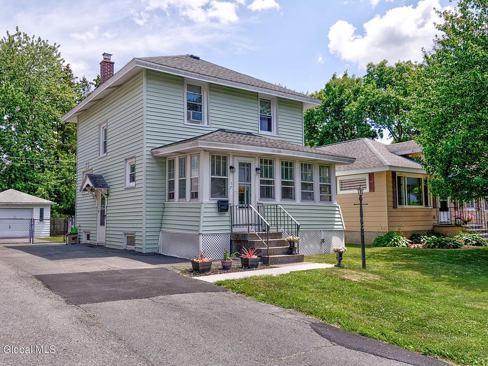 1st image of 7 Lighthall Ave