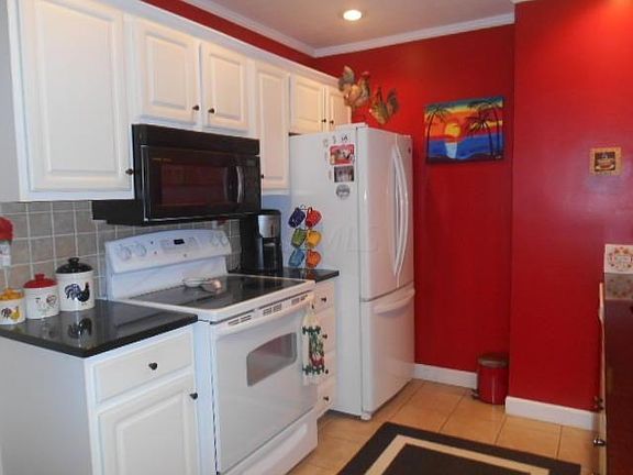 4th image of 2480 Crystal Springs Dr