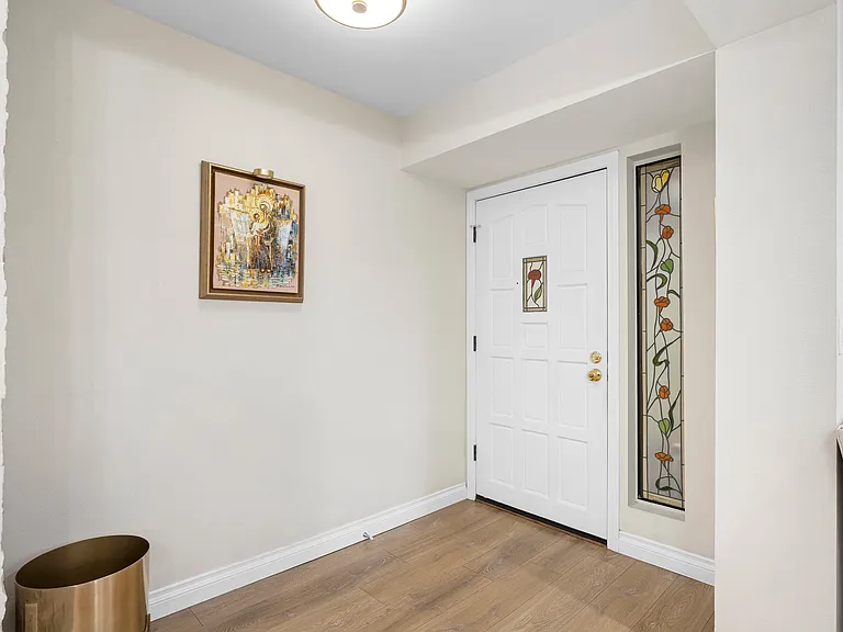 236 N Louise St #109 — Photo 4