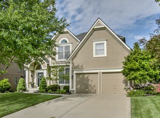 12224 S Summit St, Olathe, KS 66062