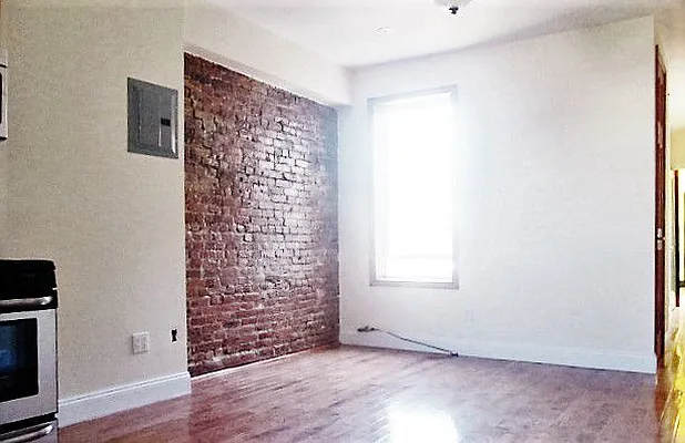 Rented by The Hamilton Group | media 11