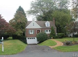 2620 Winston Rd, Bethlehem, PA 18017