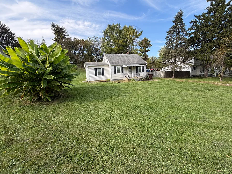 8187 Harrisburg Rd