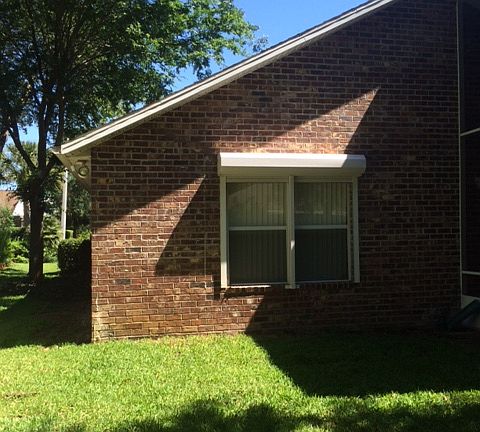 2nd image of 12 Oak Village Dr