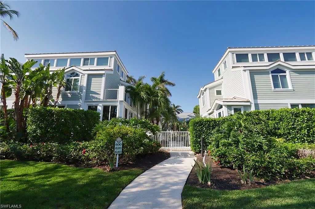 2 bed, 3.0 bath, 2168 sqft, $18,500 — Photo 1