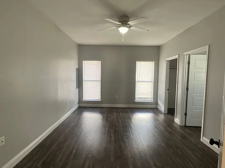 210 Lacey Eden Ln — Photo 17