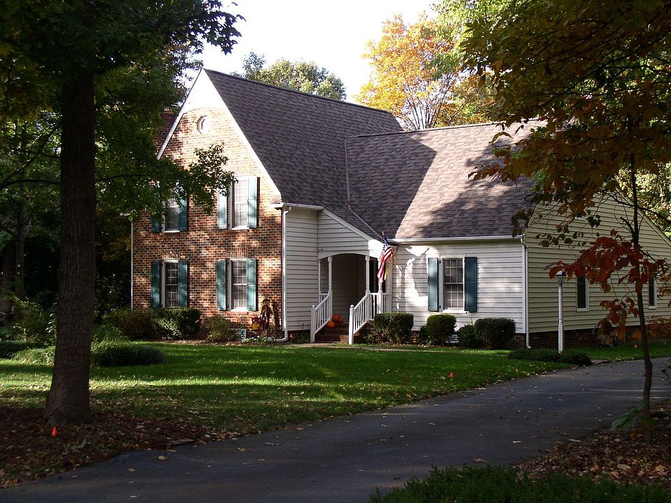 Front Exterior of Home