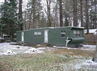 40 4th St, Godeffroy, NY 12729