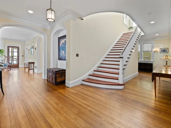 93 Chosen Vale Lane, Enfield, NH 03748