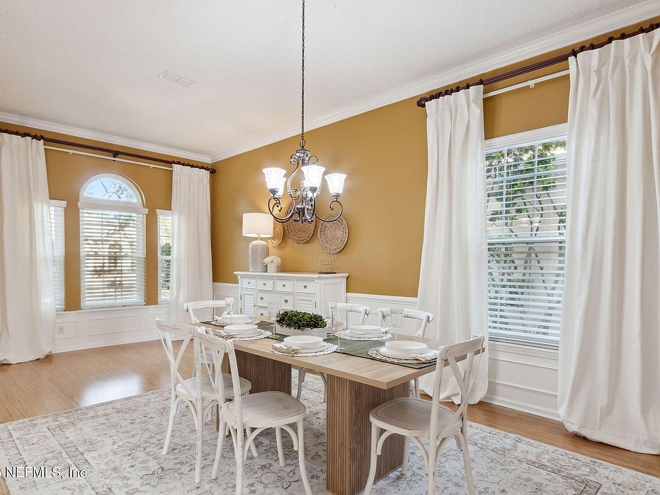 1st image of 371 BRIER ROSE Lane