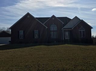 1153 Foxfire Rd, Bardstown, KY 40004