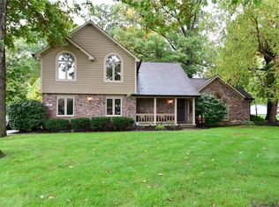 912 Timber Grove Pl, Beech Grove, IN 46107