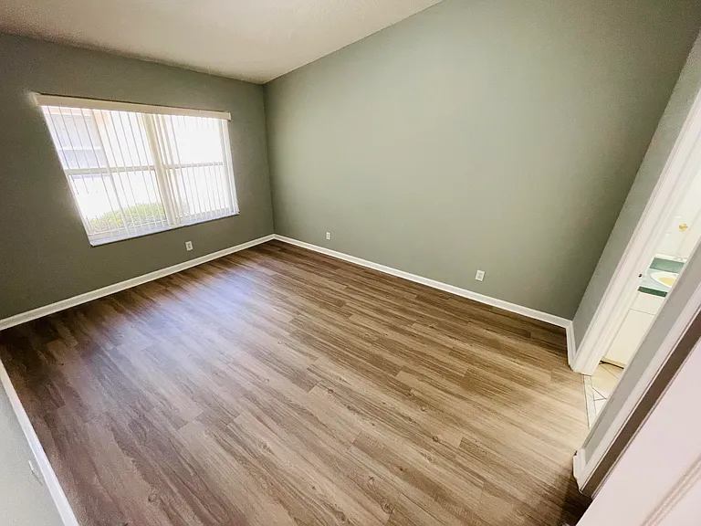 1654 Hawthorne Pl — Photo 13