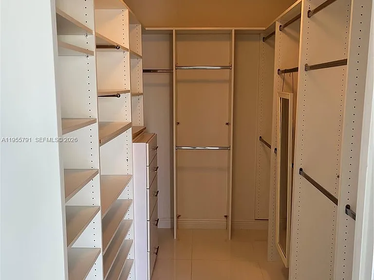 19707 Turnberry Way #24A — Photo 13
