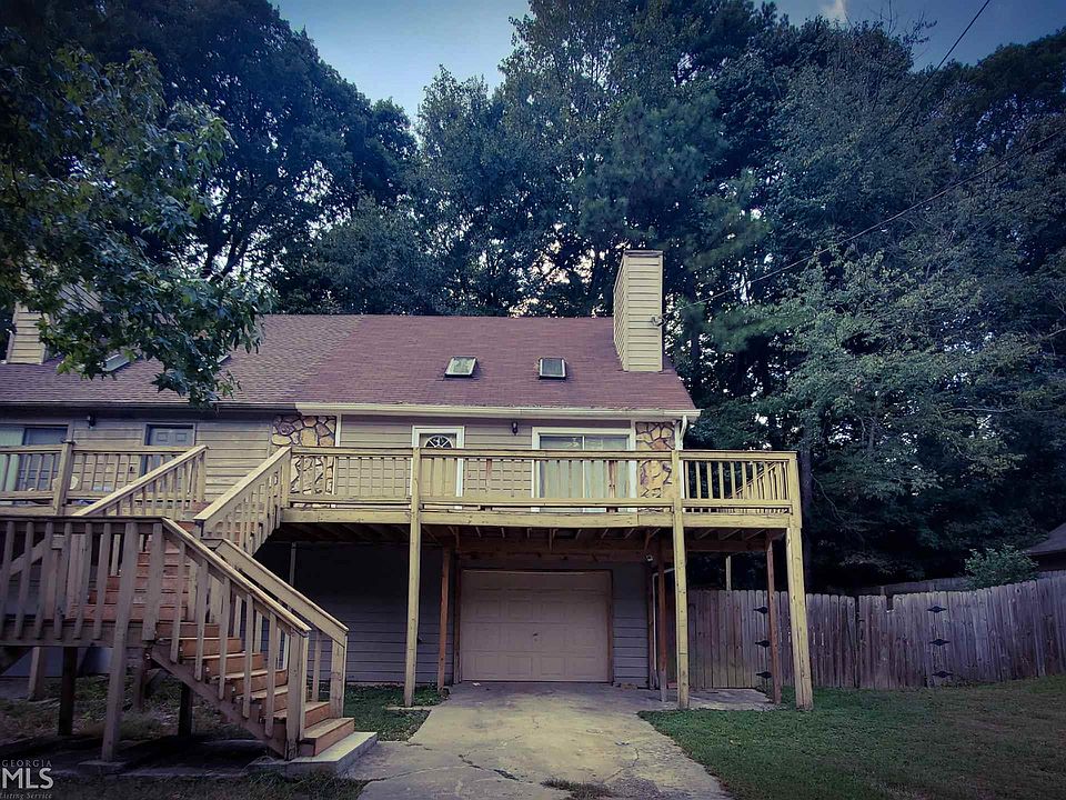1st image of 2136 Valley Oaks Dr SE