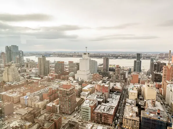 322 West 57th Street image 14 of 15