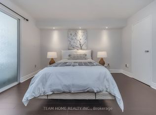 300 Webb Dr #604, Mississauga, ON L5B 3W3