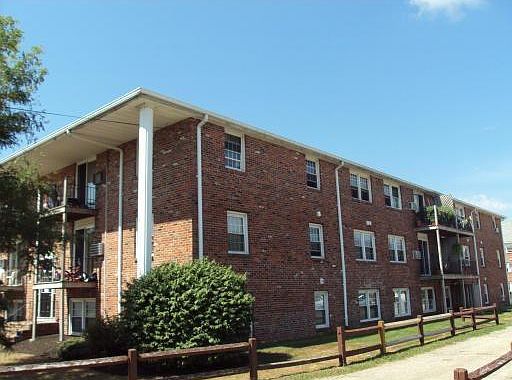 1st image of 12 Woodman Way APT 4