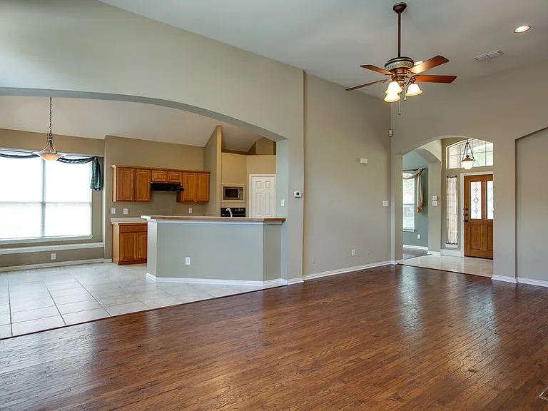 2221 Briary Trace Ct — Photo 6