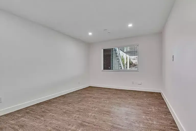 3745 Spruce St #1A — Photo 8