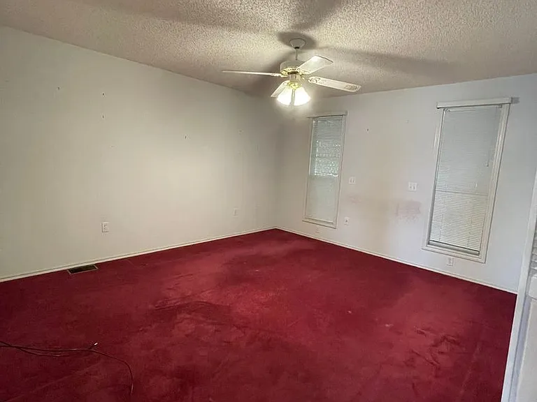 1026 Rambling Dr — Photo 9