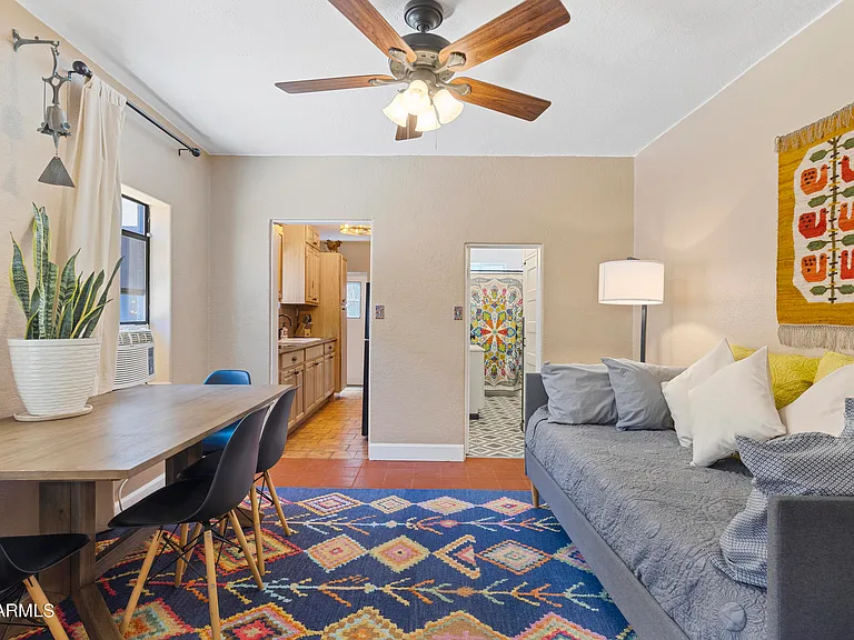 188 S Adonis Ave — Photo 8
