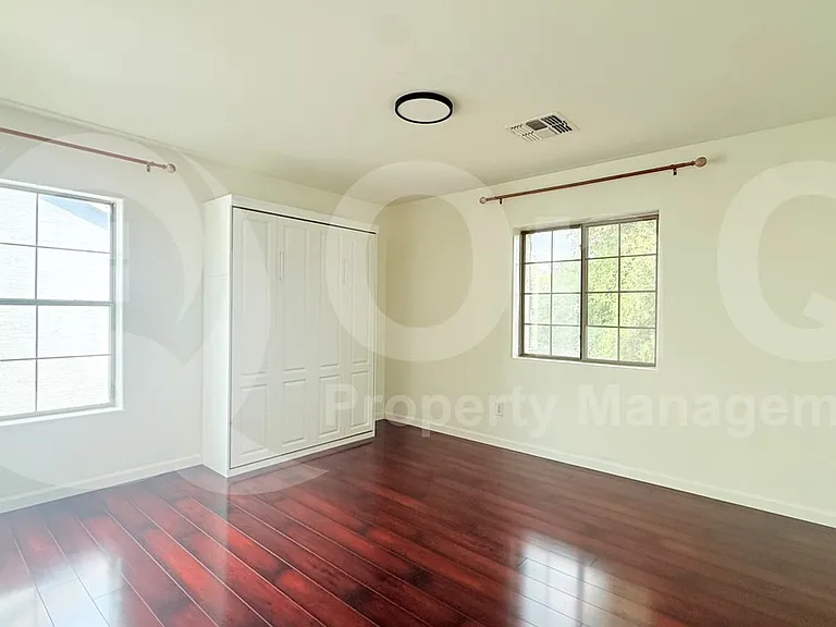 2950 E Dublin St — Photo 17