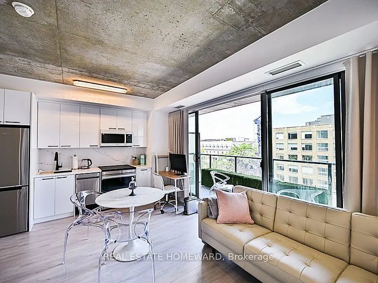 32 Camden St #706 — Photo 7