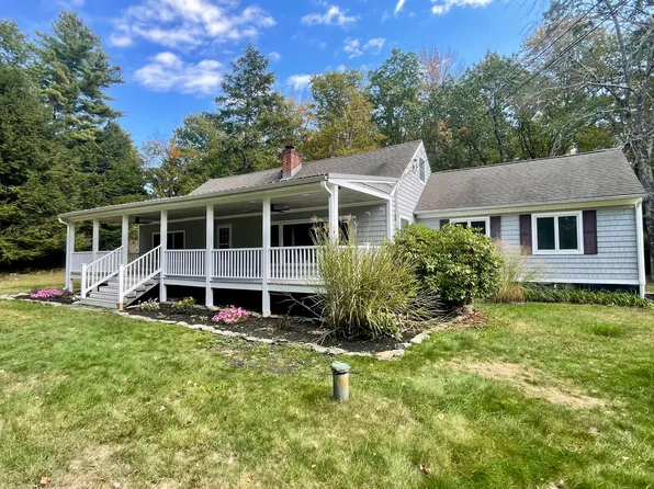 241 Eastern Ave, Rochester, NH 03867