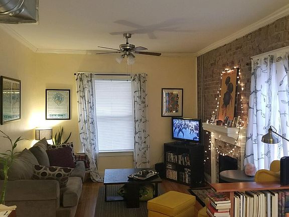 5th image of 3529 Wyandotte St APT 2N