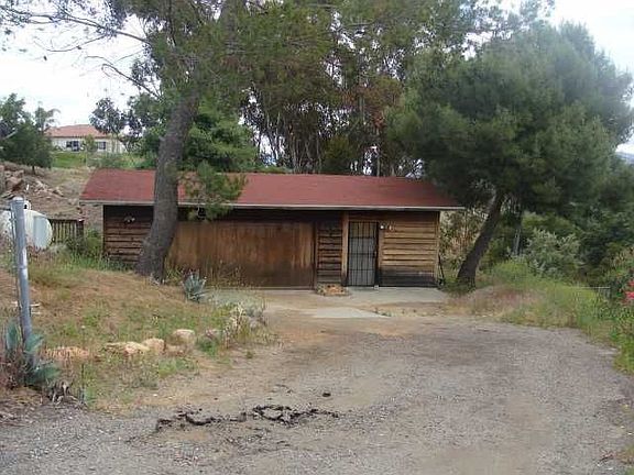 4th image of 1356 Real Way Ln
