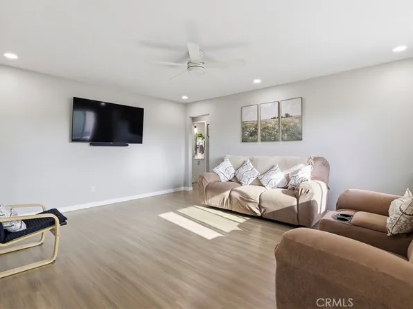 5535 Ackerfield Ave Unit 28, Long Beach, CA 90805